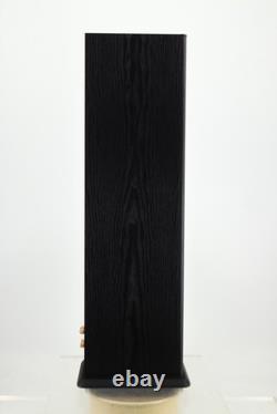 Monitor Audio Bronze 5 Speakers Black Oak, good condition, 3 month warranty