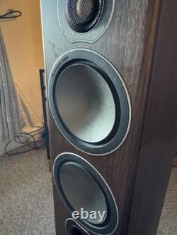 Monitor Audio Bronze 5 floor standing speakers. Plus centre speaker