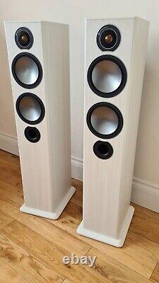 Monitor Audio Bronze 5 floor standing speakers mint condition white