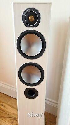 Monitor Audio Bronze 5 floor standing speakers mint condition white