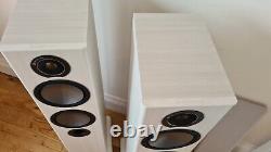 Monitor Audio Bronze 5 floor standing speakers mint condition white