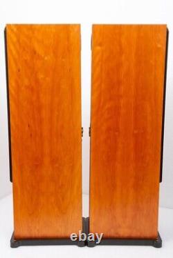 Monitor Audio Gold 20 floorstanding speakers in cherry, working well