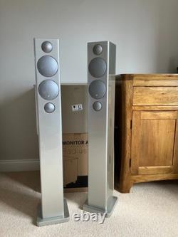 Monitor Audio Radius 270 HD Floor Standing Speakers with matching SUB in silver