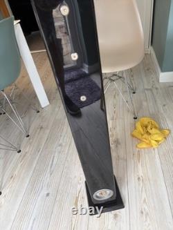 Monitor Audio Radius 270 floor standing speakers in gloss black