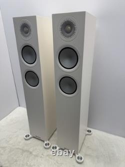 Monitor Audio Silver 200 7G Floor-Standing Speakers (White) N60209E