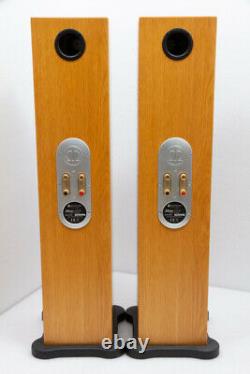 Monitor Audio Silver RS6 floorstanding speakers in Oak