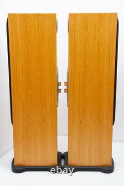 Monitor Audio Silver RS6 floorstanding speakers in Oak