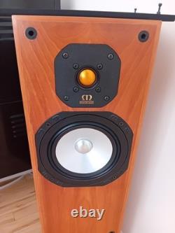 Monitor Audio Studio 20 SE Floor Standing Speakers. Local delivery possible
