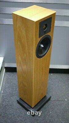 Neat Acoustics Elite SE Floorstanding Speakers in Oak Preowned