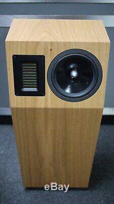 Neat Acoustics Iota Xplorer Floorstanding Speakers in Natural Oak Preowned