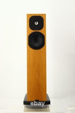 Neat Acoustics Motive 2 Floorstanding Speakers Oak