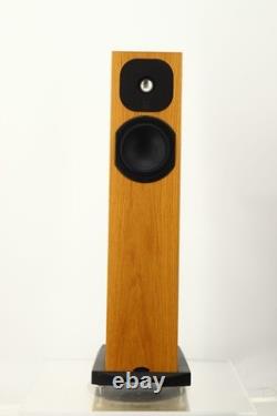 Neat Acoustics Motive 2 Floorstanding Speakers Oak