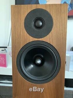 Neat Elite SX speakers. Excellent floorstanding loudspeakers. In Cherry