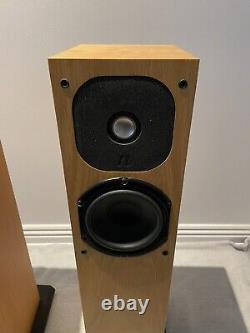Neat Motive 2 Floorstanding Speakers (Oak)