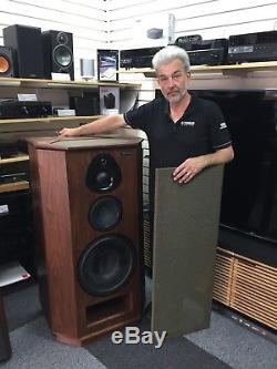 New Wharfedale Airedale Heritage Premium Floorstanding Speakers Walnut