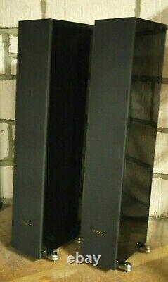 PMC Twenty5 23 Floorstanding Speaker in Diamond Black Preowned