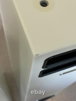 PMC Twenty5 23i Floorstanding Speakers Silk White, good condition, Boxed