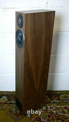 PMC Twenty5 23i Floorstanding Speakers in Walnut Preowned