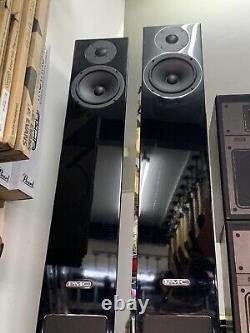 PMC Twenty 24 Floor-standing Speakers Black Gloss