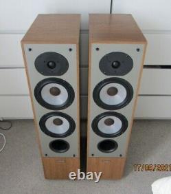 Paradigm 7SE MkIII Floor Standing Stereo Speakers Beautiful sound