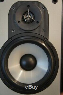 Paradigm Monitor 11 V. 2 Floorstanding Speakers