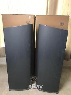 Paradigm Persona 3F Floor Standing Speakers Mint Condition / One owner Silver