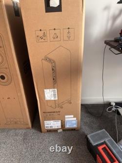 Polk Audio Signature Elite ES55 White Floor standing Speakers