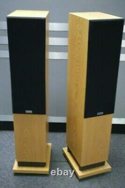 ProAC Response DT8 Floorstanding Speakers in Oak Preowned