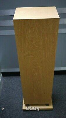 ProAC Response DT8 Floorstanding Speakers in Oak Preowned