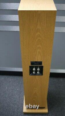 ProAC Response DT8 Floorstanding Speakers in Oak Preowned