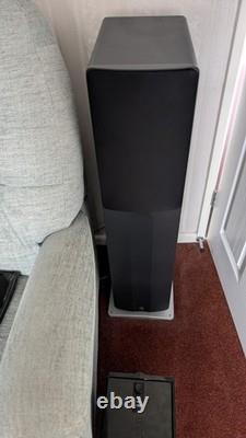 Q Acoustics 1030 Floor standing Speakers. Excellent Condition And Fully Working