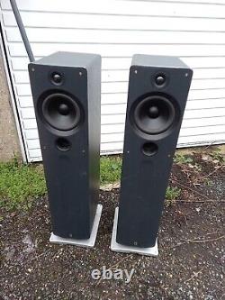 Q Acoustics 1030i floor standing, bi-wireable speakers. Quality speakers