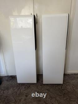 Q Acoustics 3050 Floor Standing Speakers Gloss White Pair