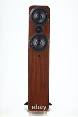 Q Acoustics 3050i Floorstanding Speakers, very good condition, 3 months warranty