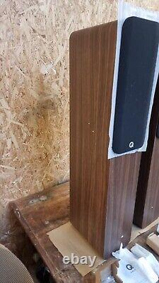 Q Acoustics Q 5040 Floorstanding Speakers (Pair) Santos Rosewood New