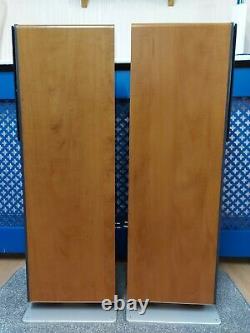 Q acoustics 1030 100W 6Ohm floor standing speakers on plinths, in nice Beech