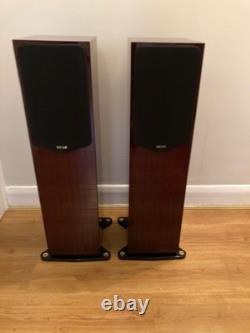 Quad 21L2 floor standing speakers in Rosewood in excellent condition