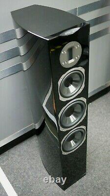 Quadral Chromium Style 8 Floorstanding Speakers in Black Preowned