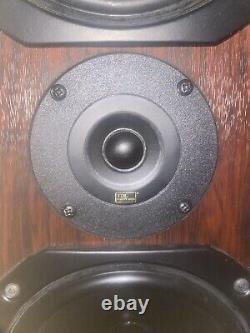 RTL3 floorstanding speakers