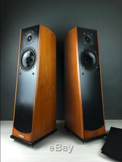 RUARK ACOUSTIC Templar II Floorstanding Speakers. Diffusori