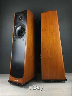 RUARK ACOUSTIC Templar II Floorstanding Speakers. Diffusori