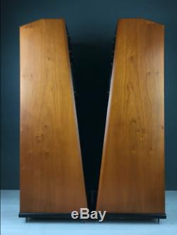 RUARK ACOUSTIC Templar II Floorstanding Speakers. Diffusori