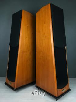RUARK ACOUSTIC Templar II Floorstanding Speakers. Diffusori