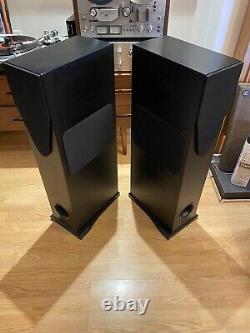 Rega R5 Floor Standing Speakers Black Matt With Original Boxes, Spikes, Manuals