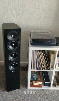 Revel Concerta 2 F35 Floorstanding Speaker Pair MINT Condition 8 Months Old