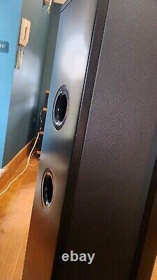 Rosso Fiorentino Elba floorstanding speakers