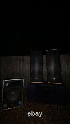 Speakers floor standing