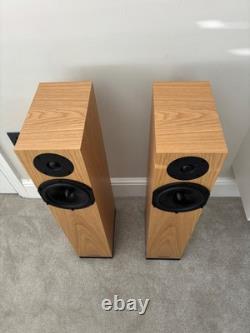Spendor A4.2 Floor Standing Speakers In Oak. Stunning Sound. Boxed. Mint