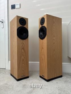Spendor A4.2 Floor Standing Speakers In Oak. Stunning Sound. Boxed. Mint