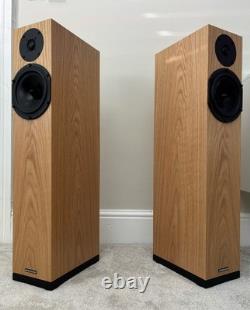 Spendor A4.2 Floor Standing Speakers In Oak. Stunning Sound. Boxed. Mint